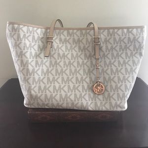 Large white Michael Kors Jet Set Tote
