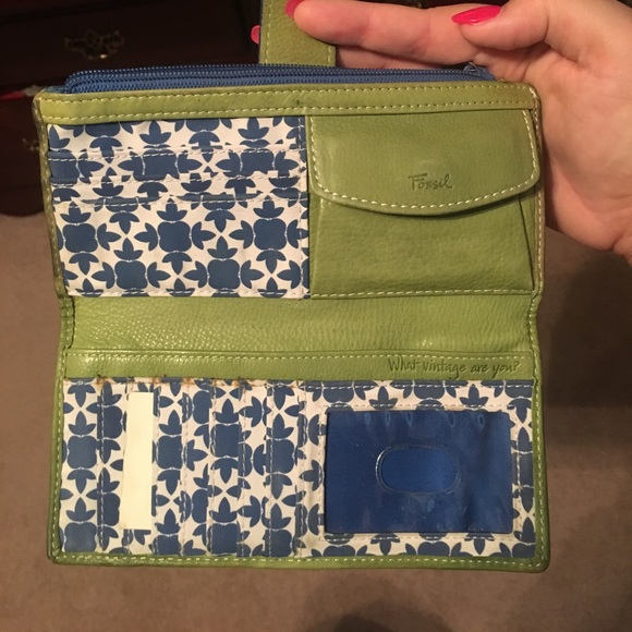Fossil Wallet - Picture 2 of 4