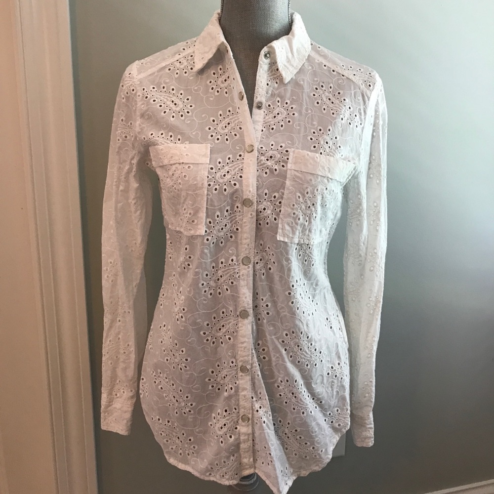 White Paisley eyelet pattern long sleeve shirt