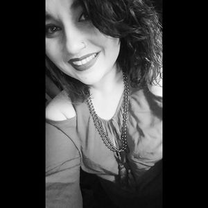 Meet your Posher, Michaela