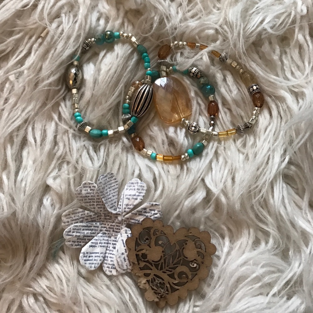 Western style bracelet bundle 💕✨