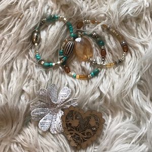 Western style bracelet bundle 💕✨