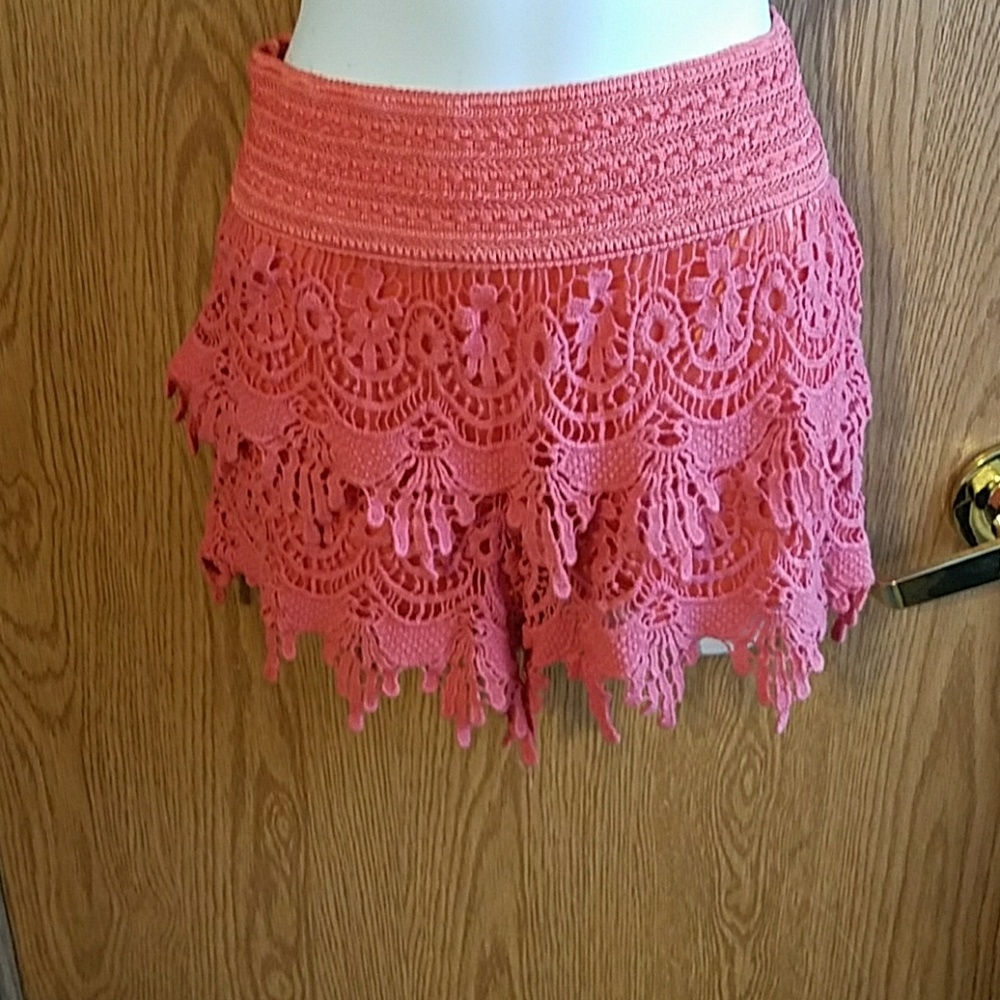 Last chance NWOT  CROCHET  shorts