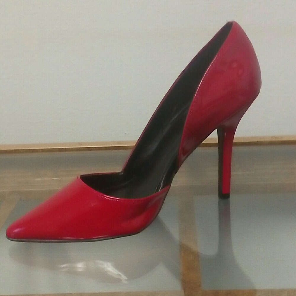 Charlotte Russe Sexy Red Pump Size 8. Make Offer.