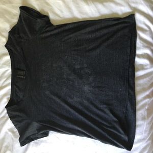 Gray shirt with design