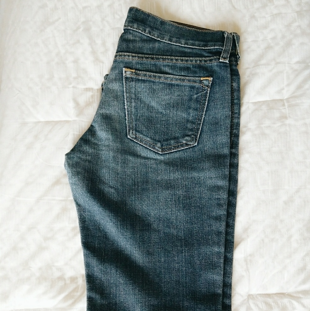 The BEST flared jeans.