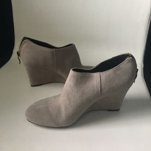 Loft suede taupe booties