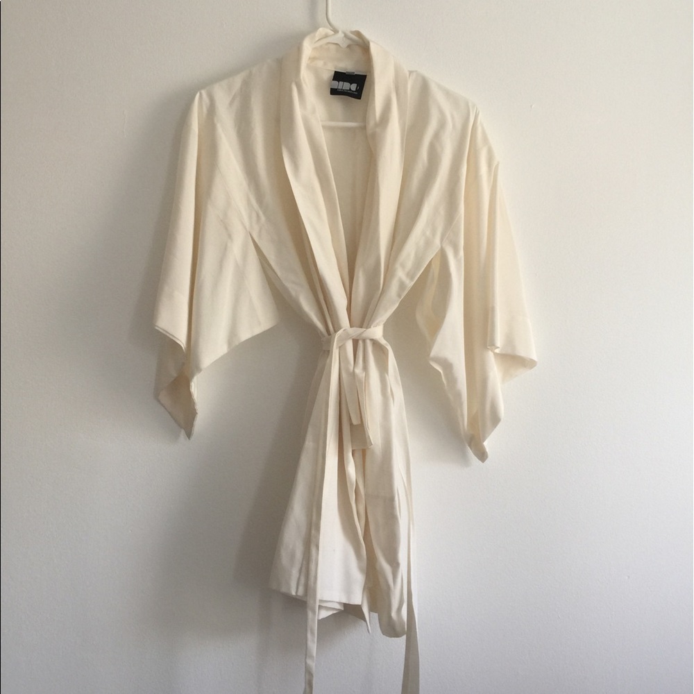 Minimalist Off-White/ Cream Kimono