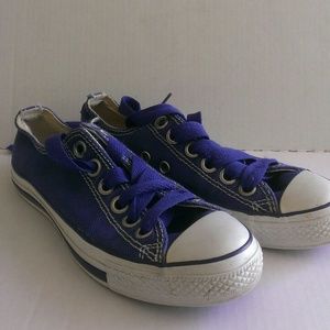 Low-top Converse Shoes