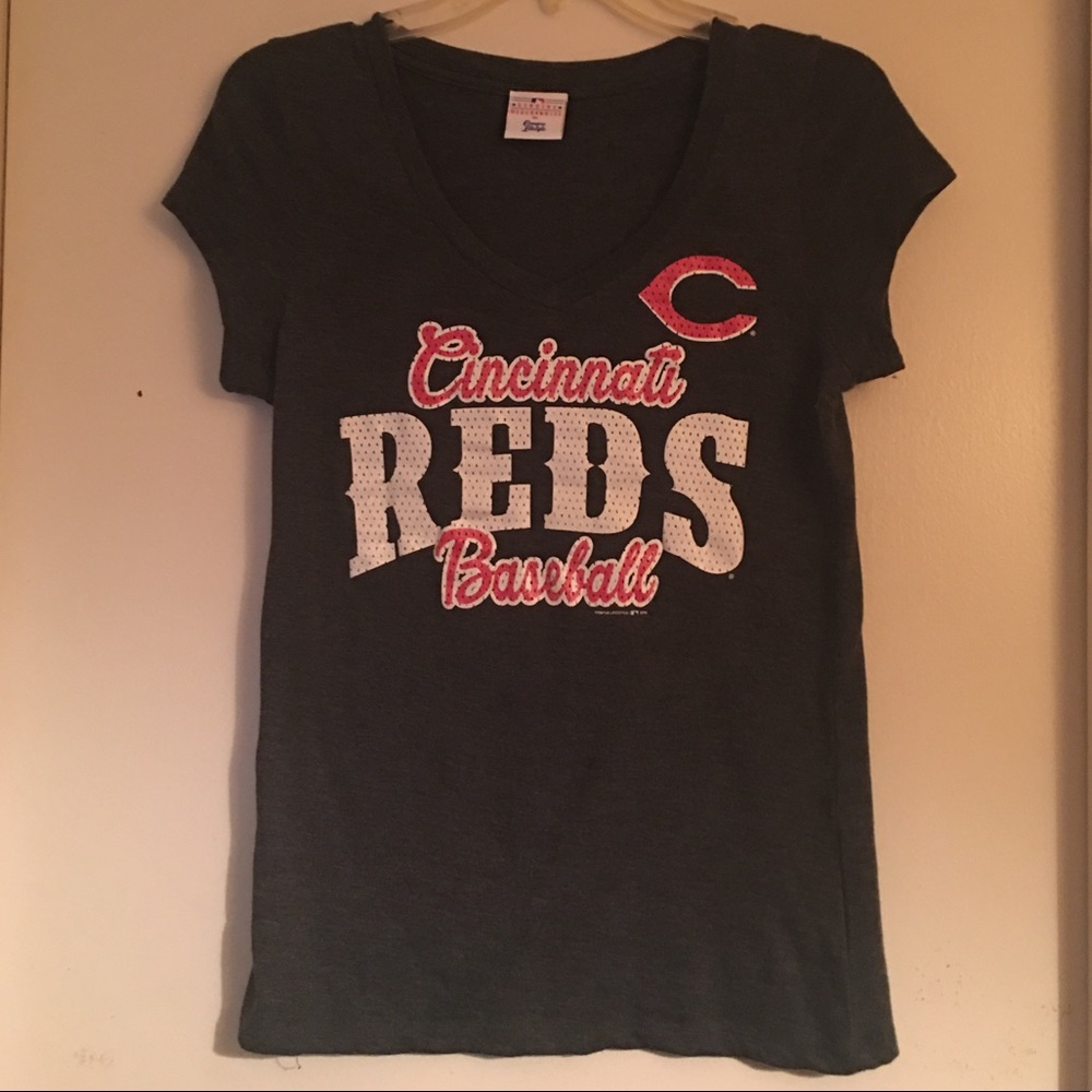 Cincinnati's Reds tshirt