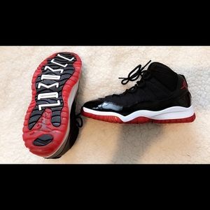 Jordan 11 size 3y