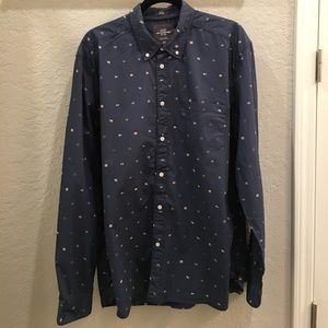 H&M dress shirt.