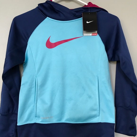 Nike Other - Girls Nike Therma fit hoodie