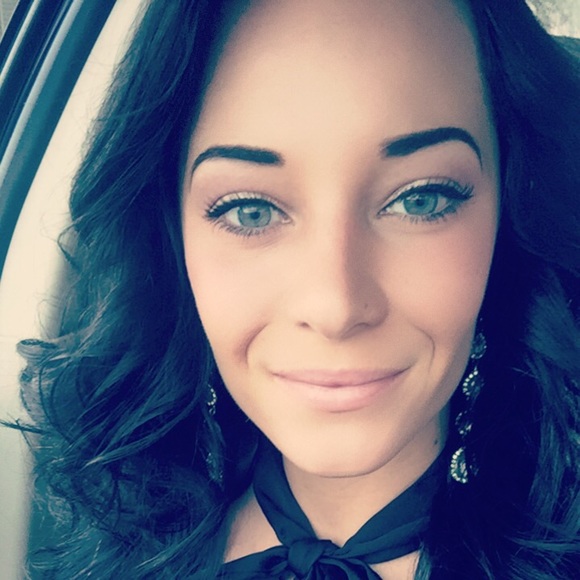 Meet your Posher, Meghan - Picture 1 of 1
