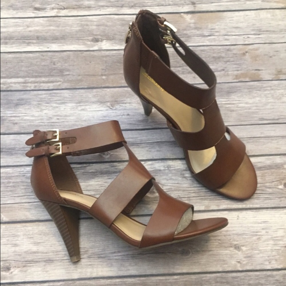 Brown Heels - Picture 4 of 4