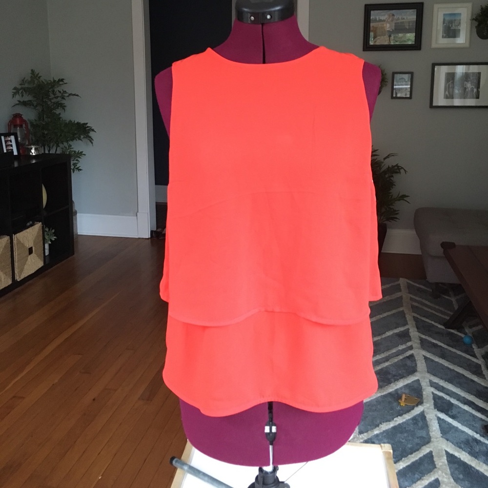 Small Tiered Top