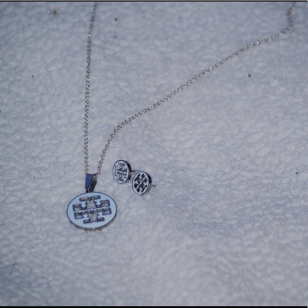 Tory Butch necklace and stud earrings