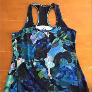 Athleta blue mystique print mesh chi tank