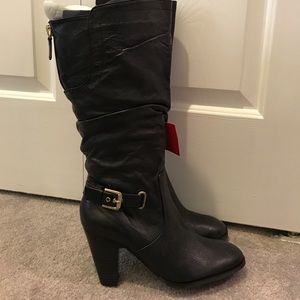 Guess wide calf boots NWT size 10