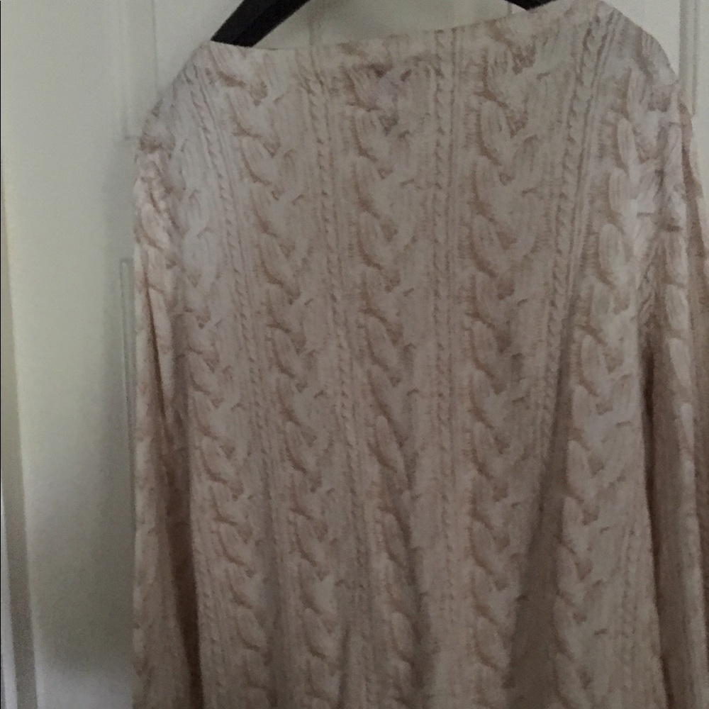 Sweater - Picture 4 of 5