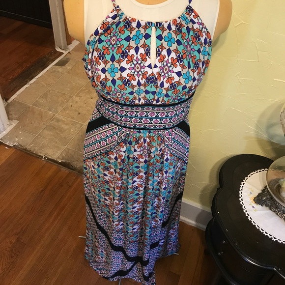 Beautiful maxi dress - Picture 8 of 8