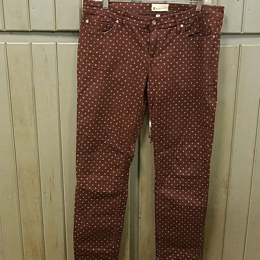 Roxy ankle printed denim. Burgandy with cream circ