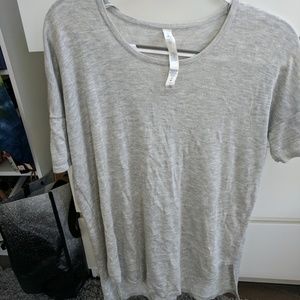Lululemon tshirt size 10