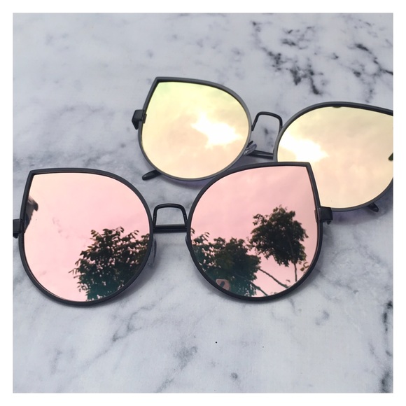 ✨HOST PICK✨ ROSE Gold On Black Cat Eye Sunglasses - Picture 5 of 5