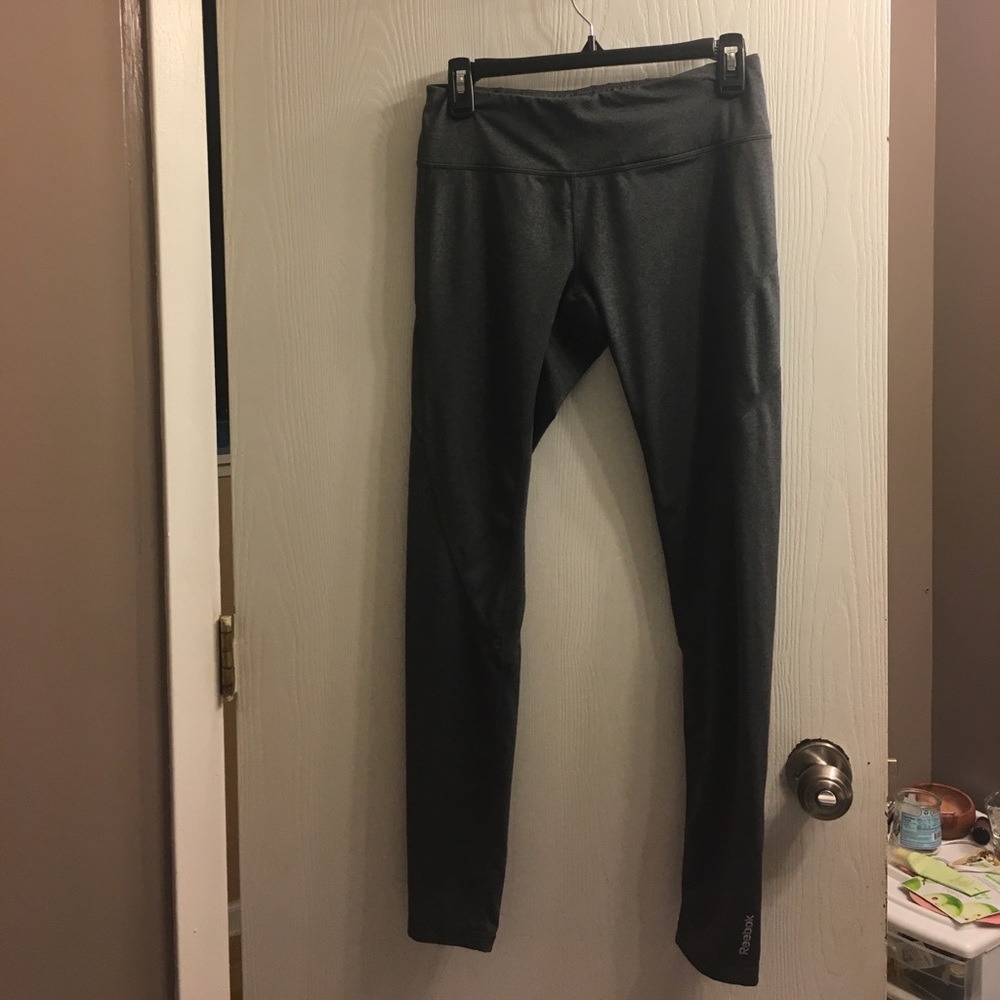 Reebok. Leggings. Grey. Size Medium.