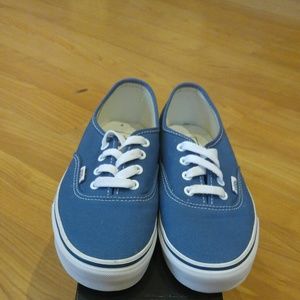 Authentic Navy Vans. ⭐PRICE DROP ALERT⭐