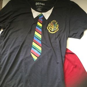 Harry Potter Hogwarts shirt with cape!
