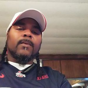 Meet your Posher, Valdis