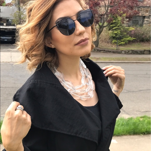 Light black jacket w asymmetrical neck - Picture 4 of 4