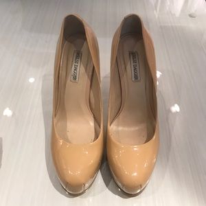 kelsi dagger leather beige pump shoes