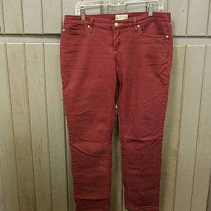 Roxy skinny burgundy jean.