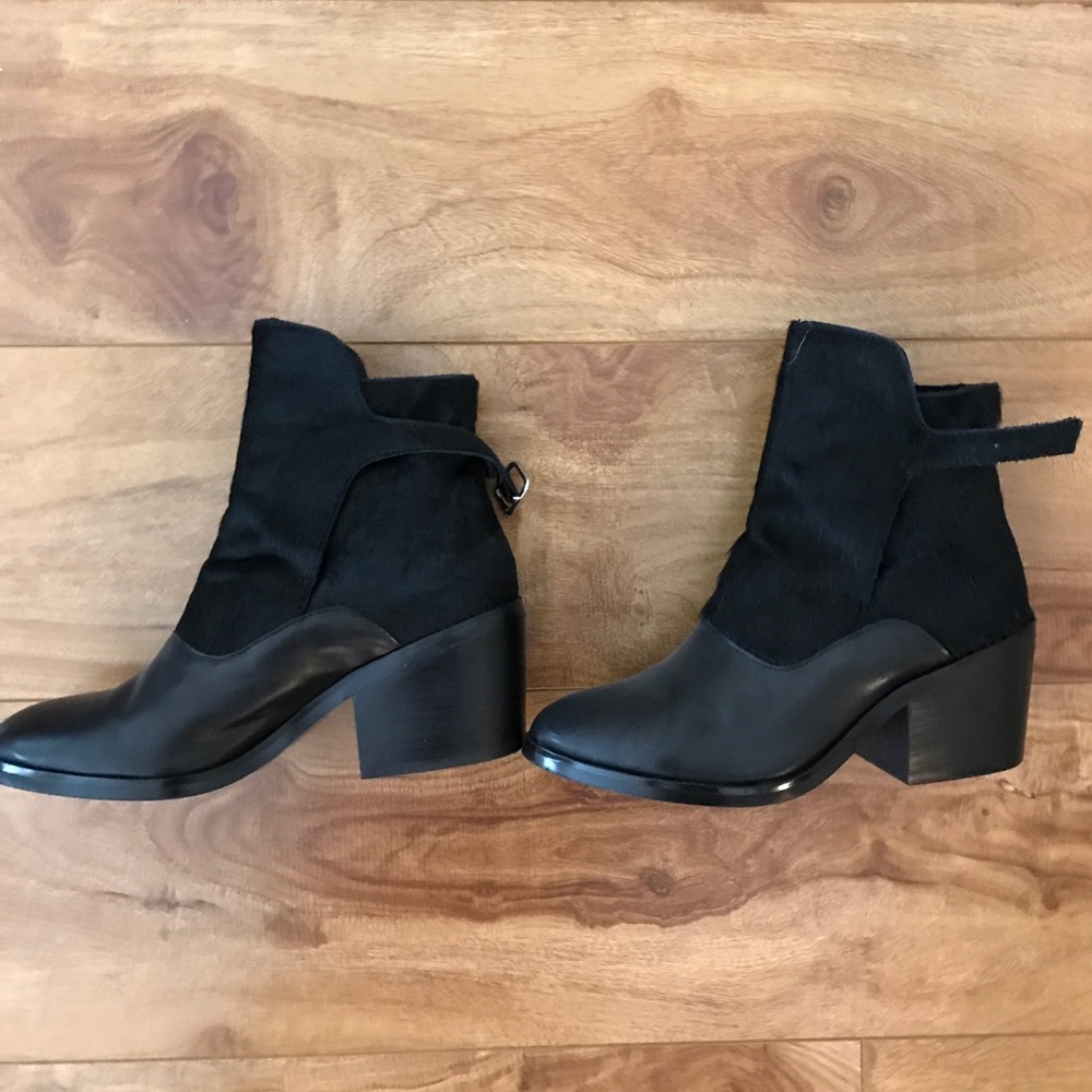 Authentic calf hair and leather upper booties