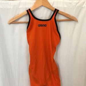 ARENA CARBON