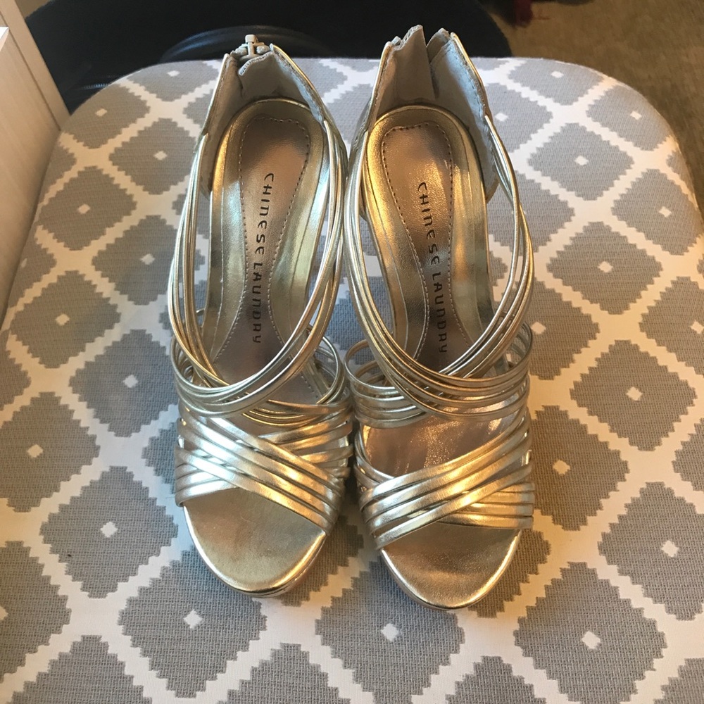 🔶METALLIC🔶 sandal high heel