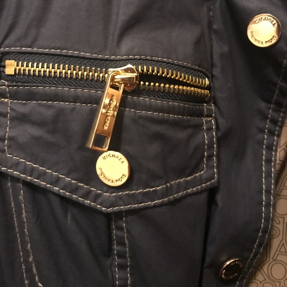 Michael Kors trench coat - Picture 3 of 4