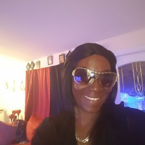 Meet your Posher, Joyzworld