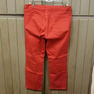 Lucky Sofia capri. Show no wear.