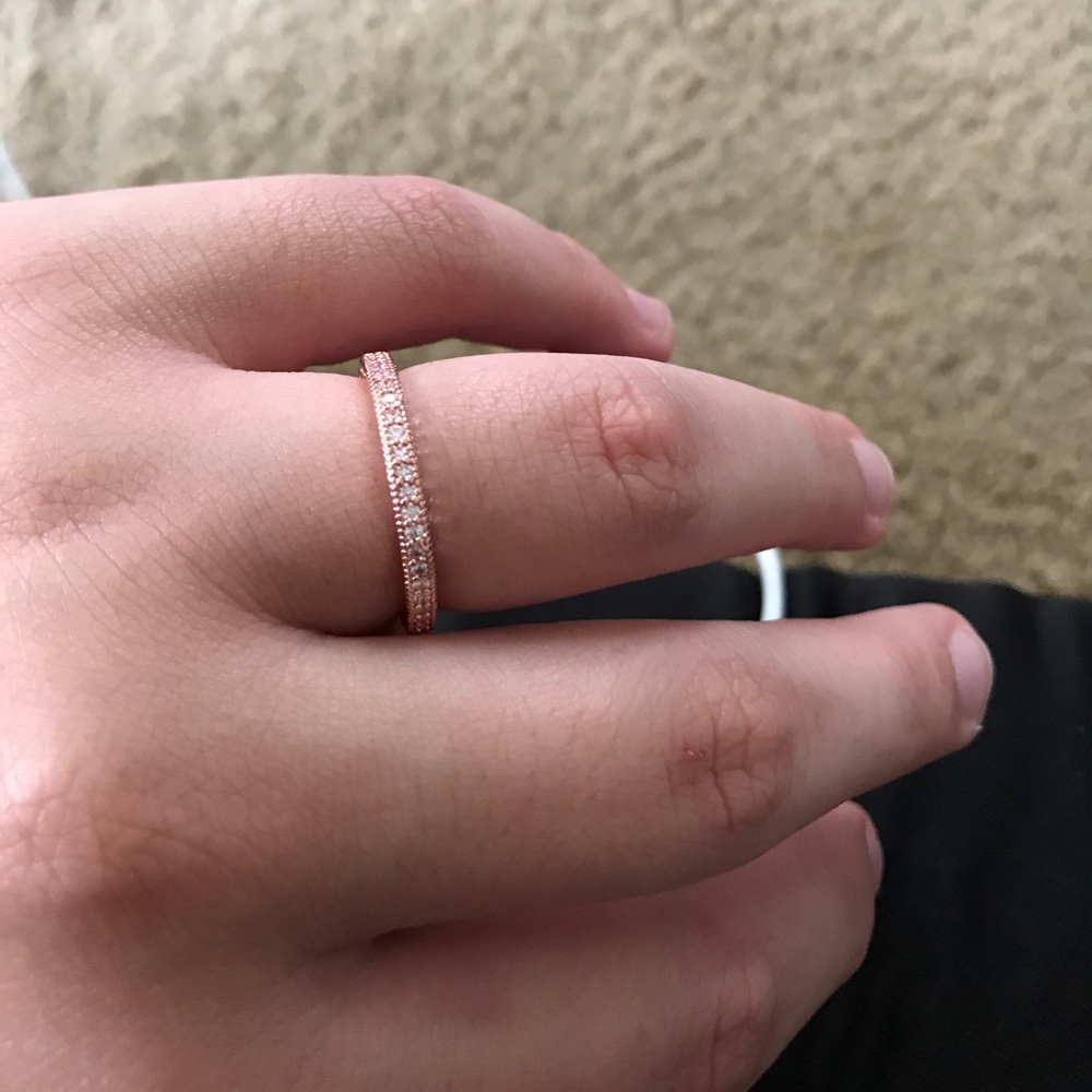Pandora rose gold ring