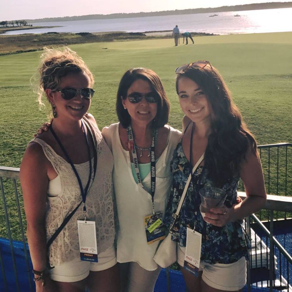 Meet your Posher, Caroline