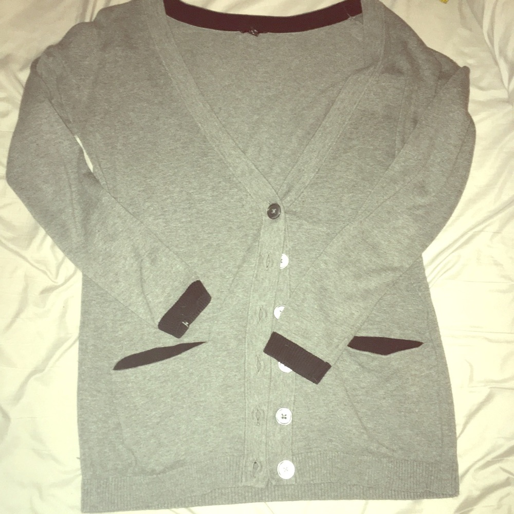 EXPRESS Cardigan