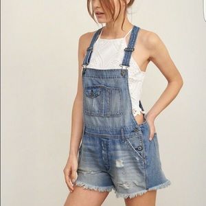 Abercrombie & Fitch Overall Shorts