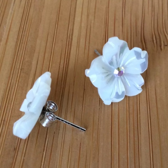 925 Sterling silver flower stud earrings 14mm - Picture 3 of 3