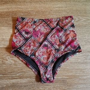 UO High-Waisted Bottoms