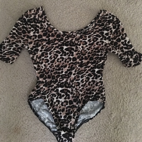 Cheetah onesie - Picture 1 of 1