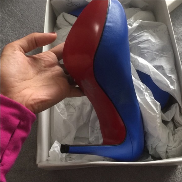 Blue leather pumps - Picture 3 of 4