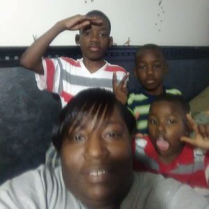 Meet your Posher, Desiree